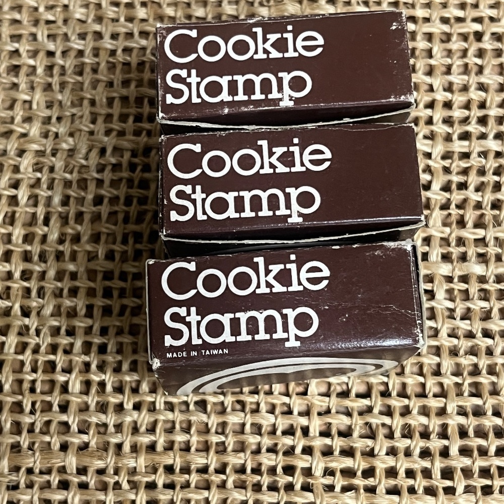 Vintage Vienna Glass Cookie Stamp Set – Set of 3 with Original Boxes - Picture 10 of 11